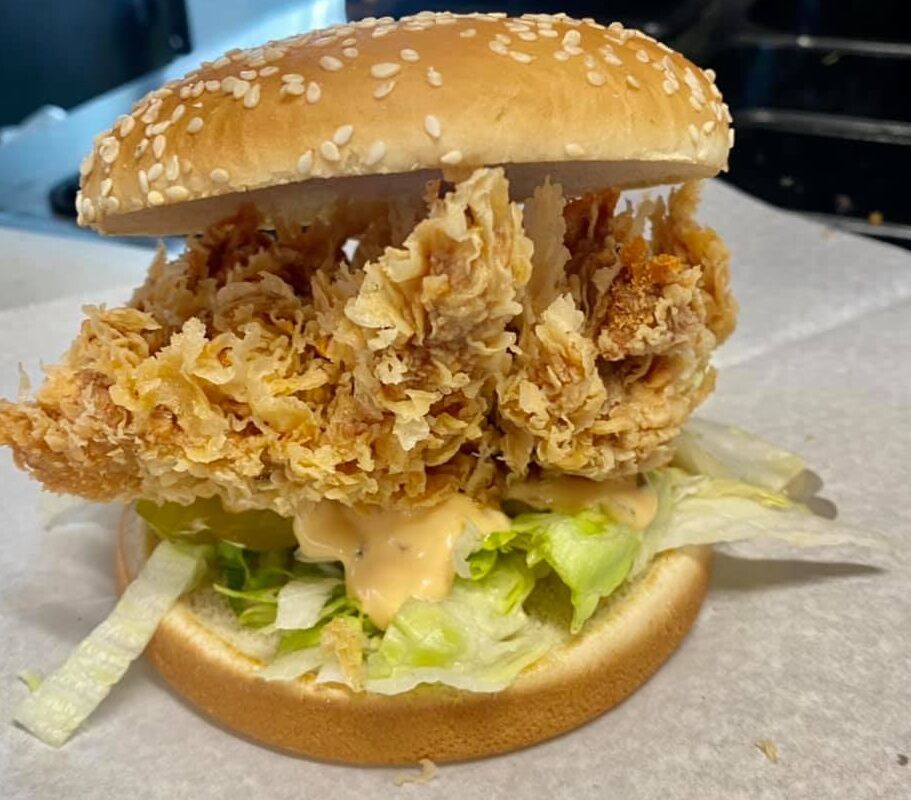 Crispy chicken zinger Holy Feast